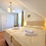 Dum Nad Nyrskem